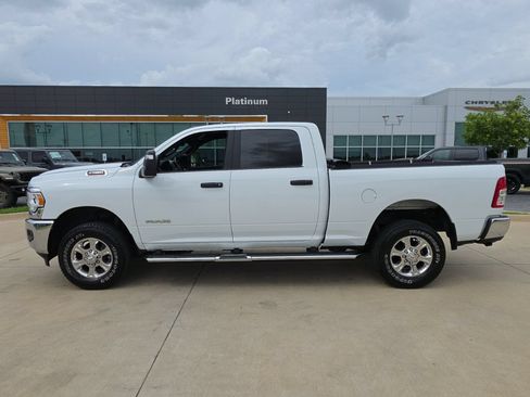 Used 2024 RAM 2500 Big Horn AWD/4WD image 2
