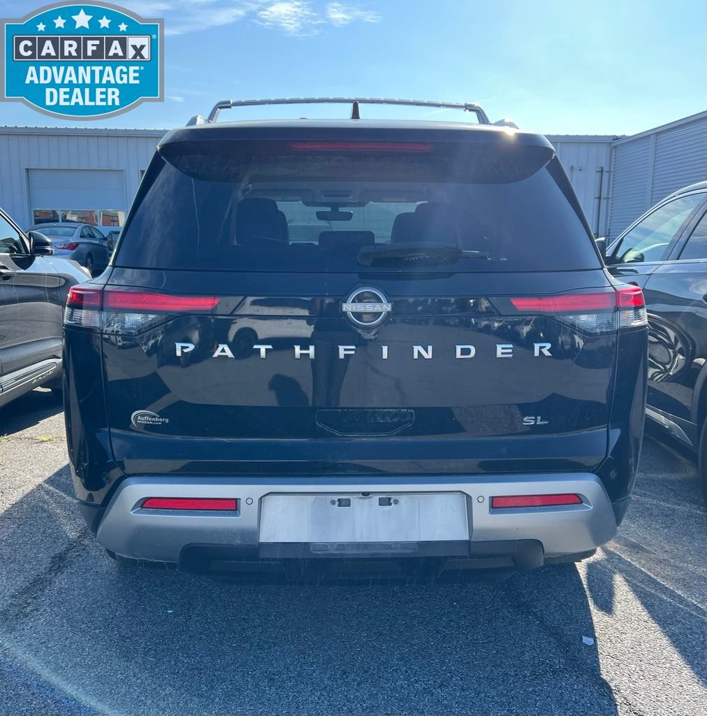 Used 2023 Nissan Pathfinder SL FWD image 5