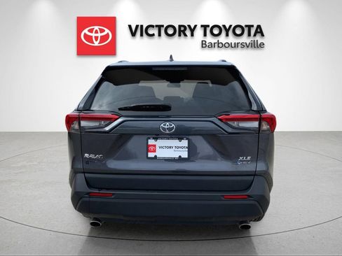 Used 2025 Toyota RAV4 XLE image 4