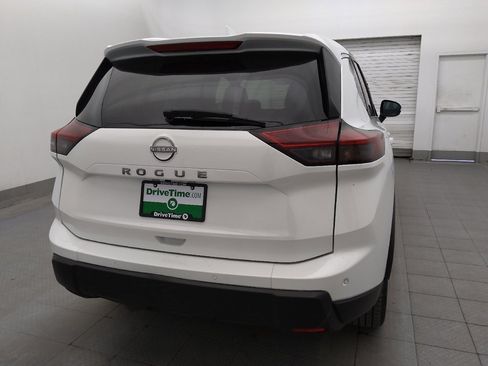 Used 2025 Nissan Rogue SV AWD/4WD image 7