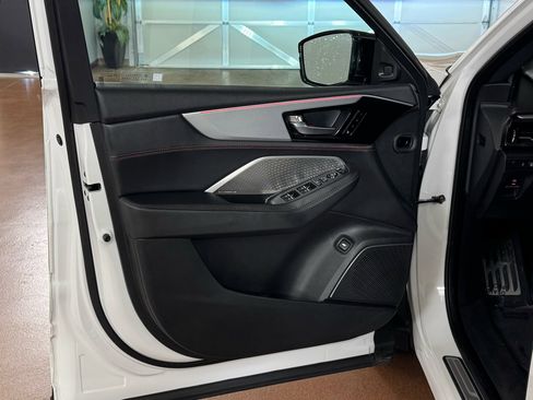 Used 2023 Acura MDX A-Spec image 16