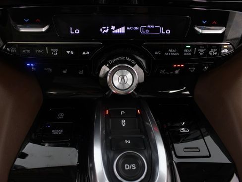 Used 2025 Acura MDX SH-AWD w/ Advance Package image 6