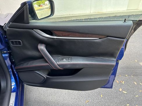 Used 2016 Maserati Ghibli S RWD image 21
