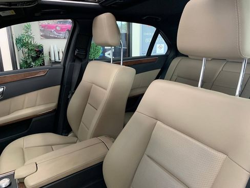 Used 2012 Mercedes-Benz E 350 4MATIC Sedan image 10