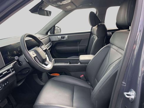 Used 2025 Hyundai Santa Fe SEL AWD/4WD image 16