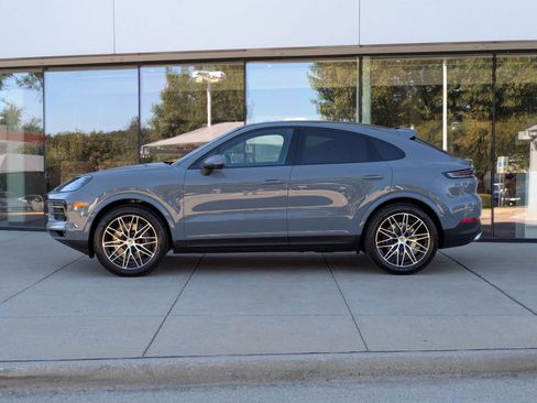New 2026 Porsche Cayenne Coupe image 2