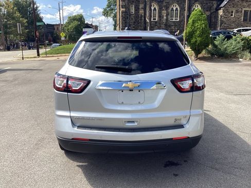 Used 2017 Chevrolet Traverse LT AWD/4WD image 18