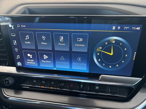 Used 2023 Chevrolet Silverado 1500 High Country image 15