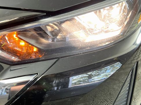 Used 2025 Nissan Sentra SV FWD image 12