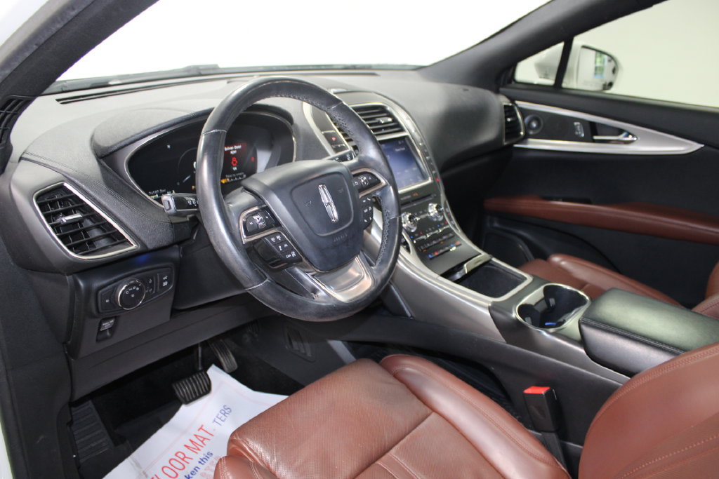 Used 2020 Lincoln Nautilus Reserve w/ Equipment Group 201A FWD image 14