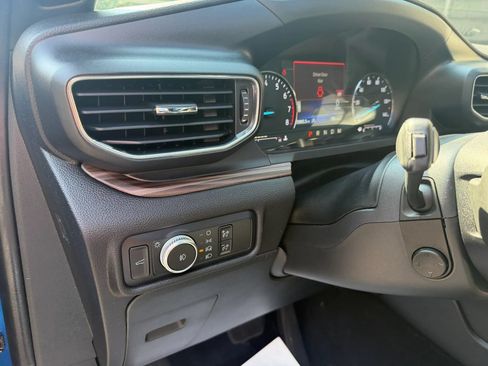 Used 2020 Ford Explorer Limited AWD/4WD image 27