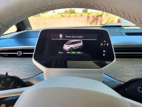 New 2025 Volkswagen ID. Buzz 1st Edition image 11