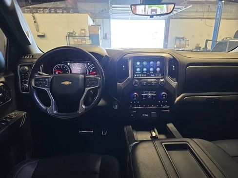 Used 2021 Chevrolet Silverado 1500 LTZ w/ LTZ Premium Package AWD/4WD image 4