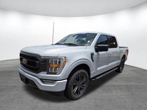 Used 2021 Ford F150 XLT w/ Equipment Group 302A High AWD/4WD image 7