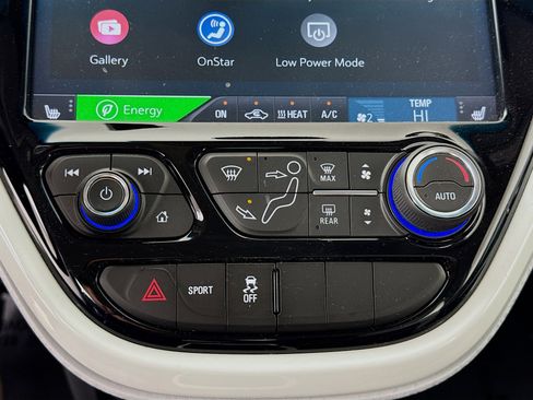 Used 2020 Chevrolet Bolt LT image 15