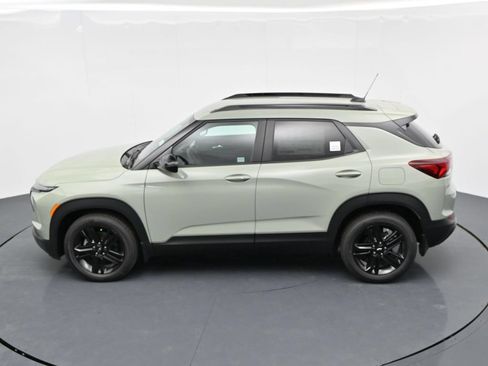 New 2026 Chevrolet TrailBlazer LT w/ Midnight Edition FWD image 21