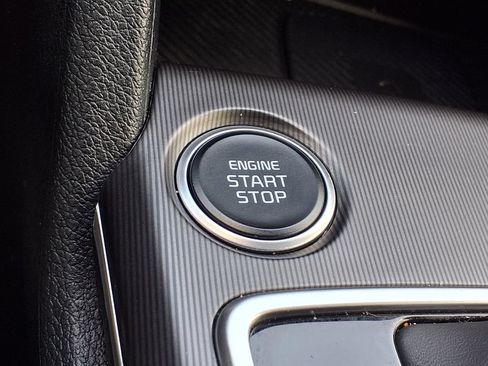 Certified 2026 Kia Sportage EX FWD image 9