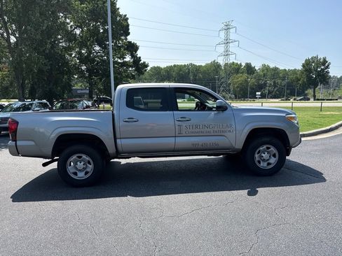 Used 2020 Toyota Tacoma SR w/ SR Convenience Package RWD image 6