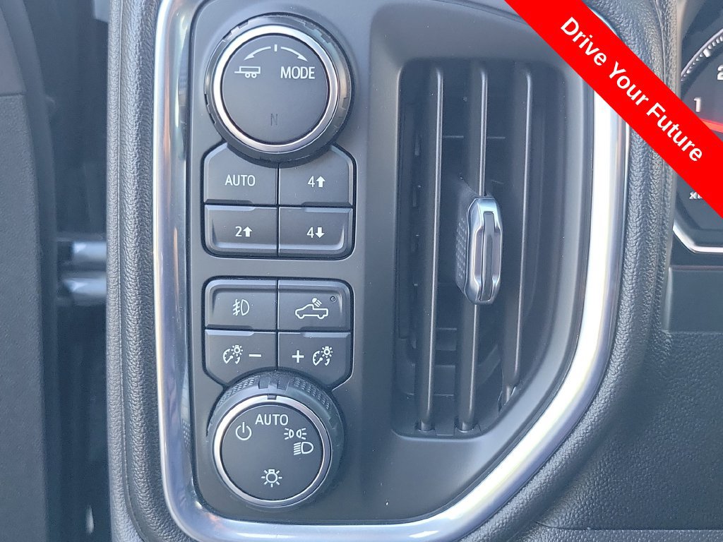 Used 2020 Chevrolet Silverado 1500 RST AWD/4WD image 17