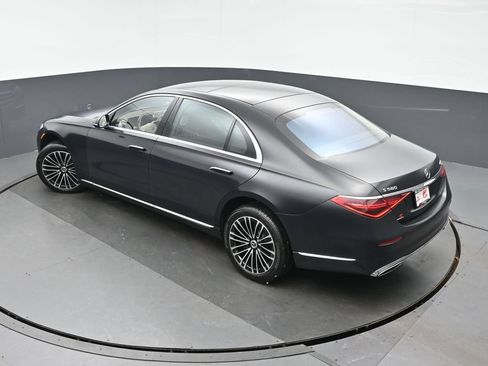 Used 2023 Mercedes-Benz S 580 4MATIC Sedan image 31