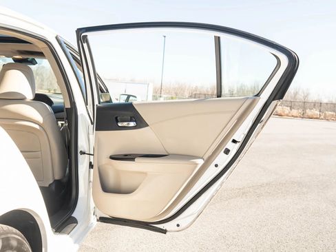 Used 2013 Honda Accord EX-L image 49