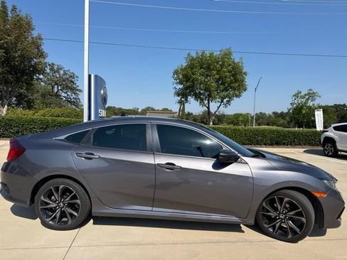 Used 2020 Honda Civic Sport image 2