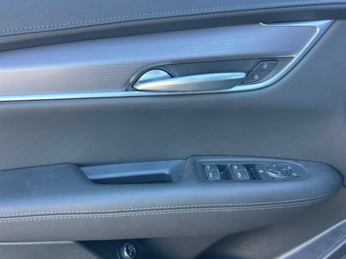 Used 2026 Cadillac XT5 Luxury FWD image 11