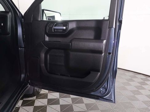 Used 2021 Chevrolet Silverado 1500 W/T w/ WT Value Package image 18