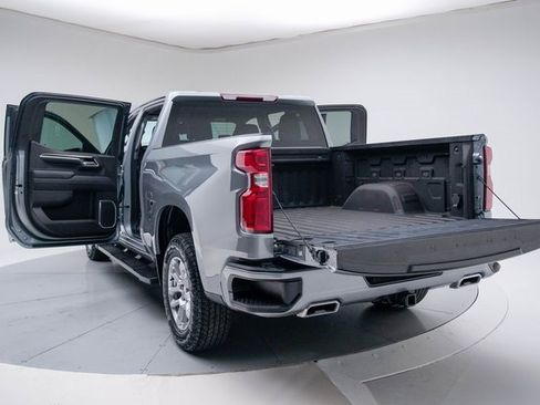 Used 2023 Chevrolet Silverado 1500 RST w/ Z71 Off-Road Package image 24