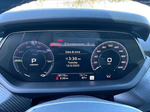 Used 2023 Audi RS e-tron GT w/ Carbon Performance Package image 25