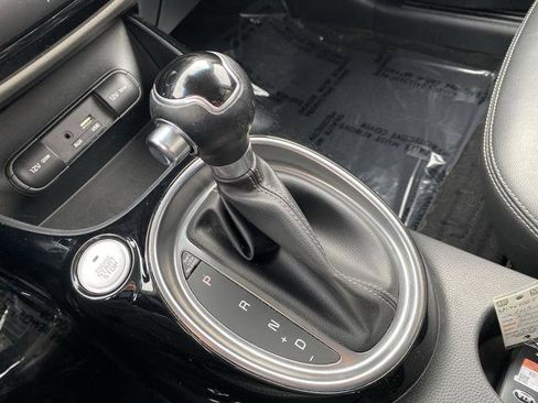 Used 2019 Kia Soul + w/ Primo Package image 24