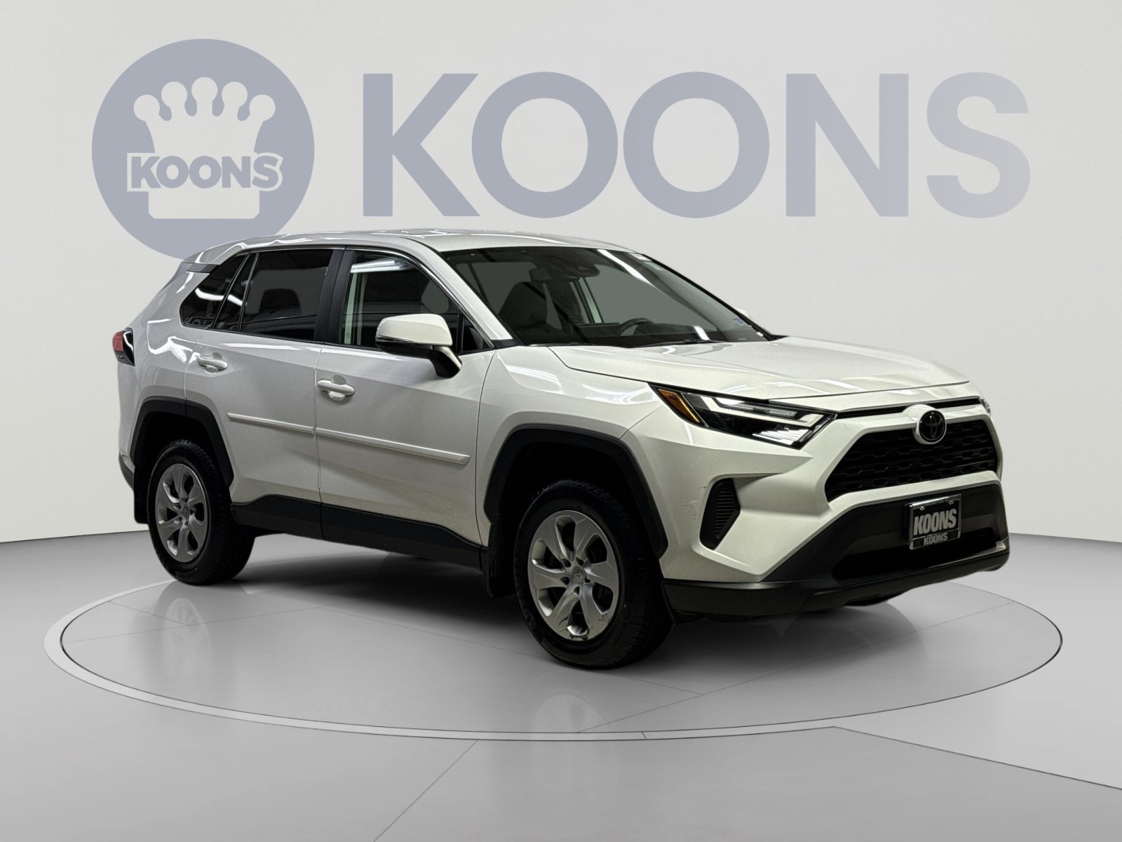 Used 2025 Toyota RAV4 LE AWD/4WD image 22