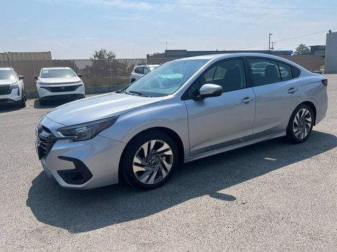 Used 2025 Subaru Legacy Limited AWD/4WD image 7