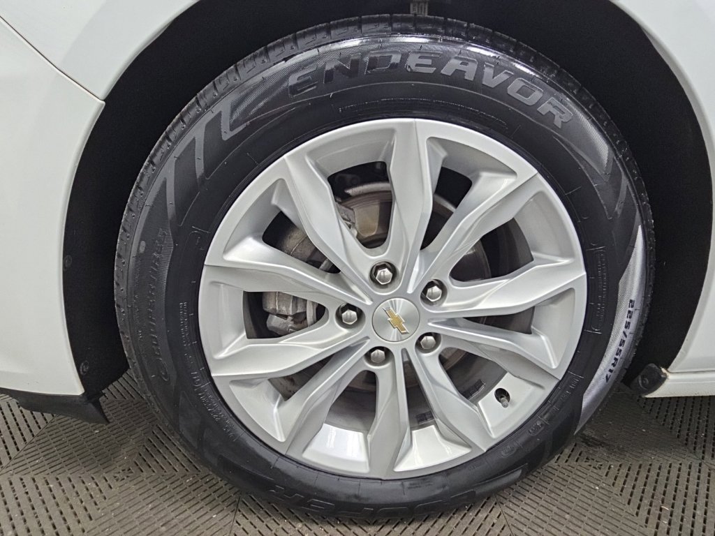 Used 2024 Chevrolet Malibu LT FWD image 43