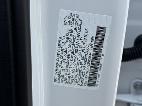 New 2025 Honda Pilot Touring image 39