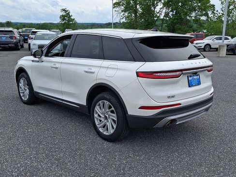 Certified 2024 Lincoln Corsair AWD image 5