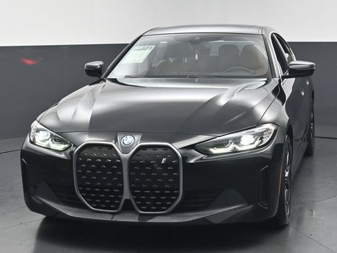 Used 2022 BMW i4 eDrive40 w/ Premium Package RWD image 7
