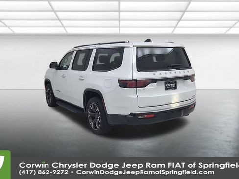 Certified 2024 Jeep Wagoneer Series III image 10