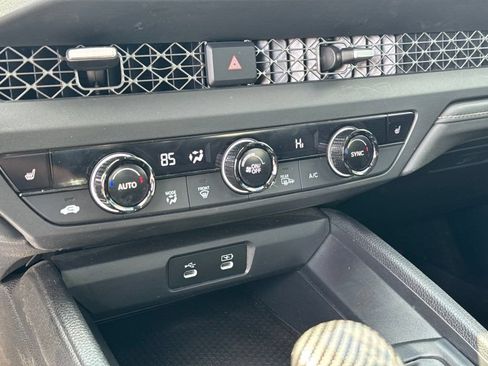 Used 2023 Honda Accord EX image 18
