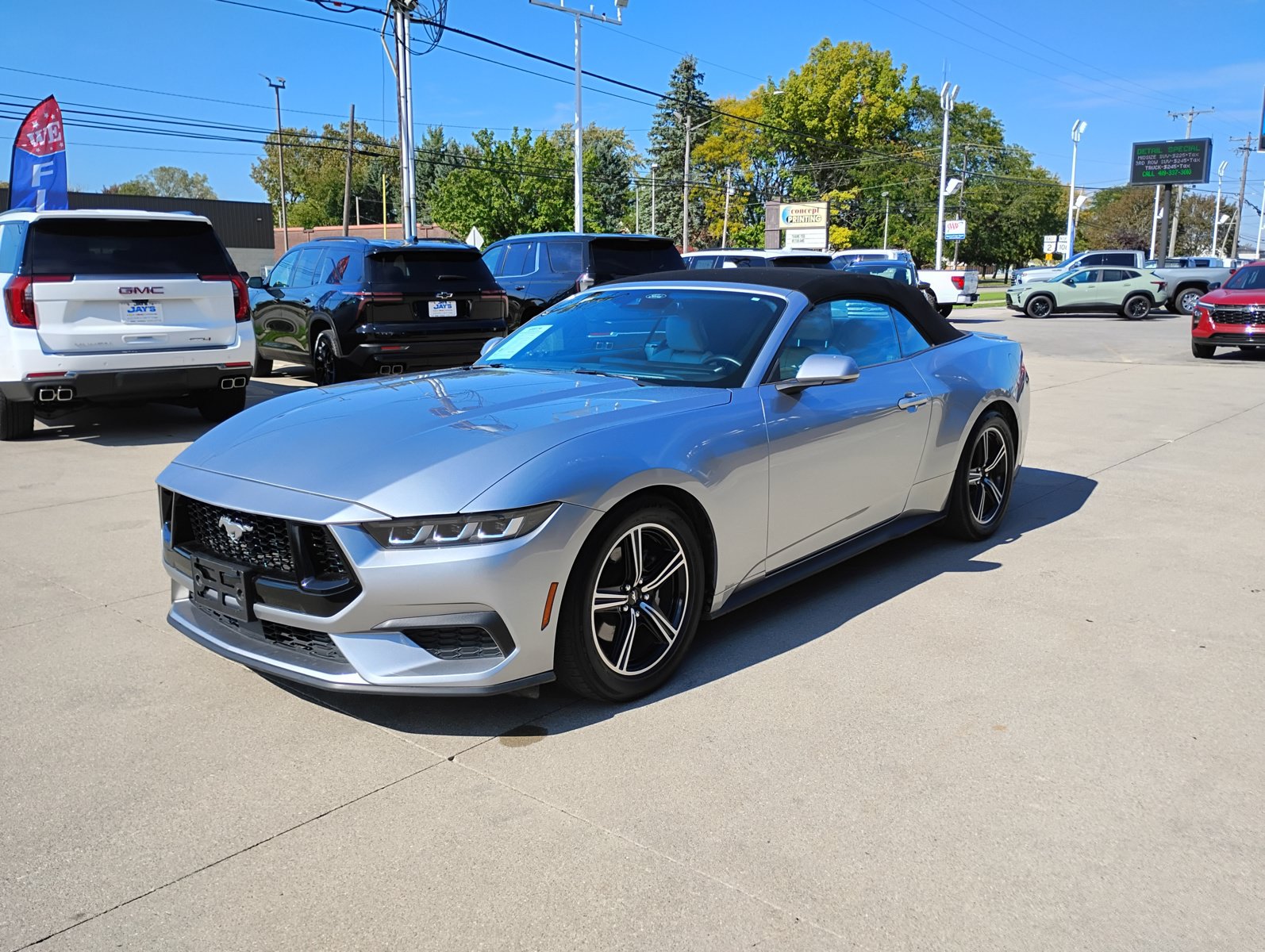 Used 2024 Ford Mustang Premium RWD image 13