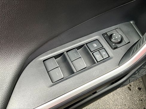 Used 2025 Toyota RAV4 XSE w/ Weather Package AWD/4WD image 36