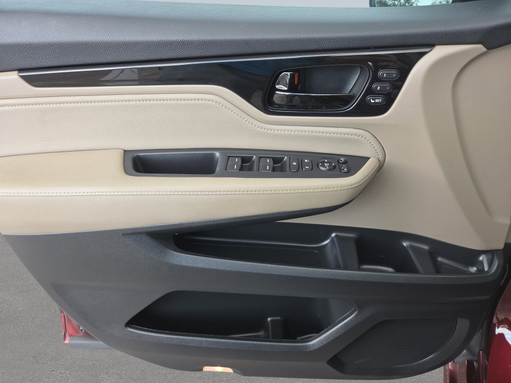 Used 2020 Honda Odyssey Elite image 17