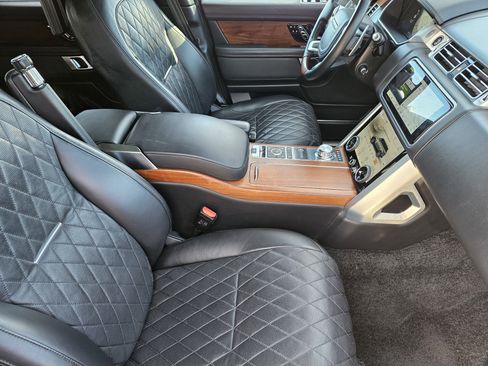 Used 2021 Land Rover Range Rover LWB SV Autobiography image 16