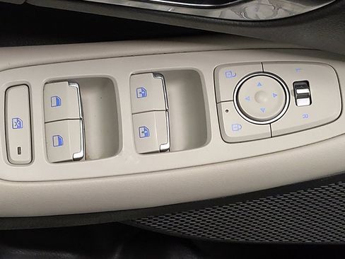Used 2023 Hyundai Sonata SEL FWD image 27