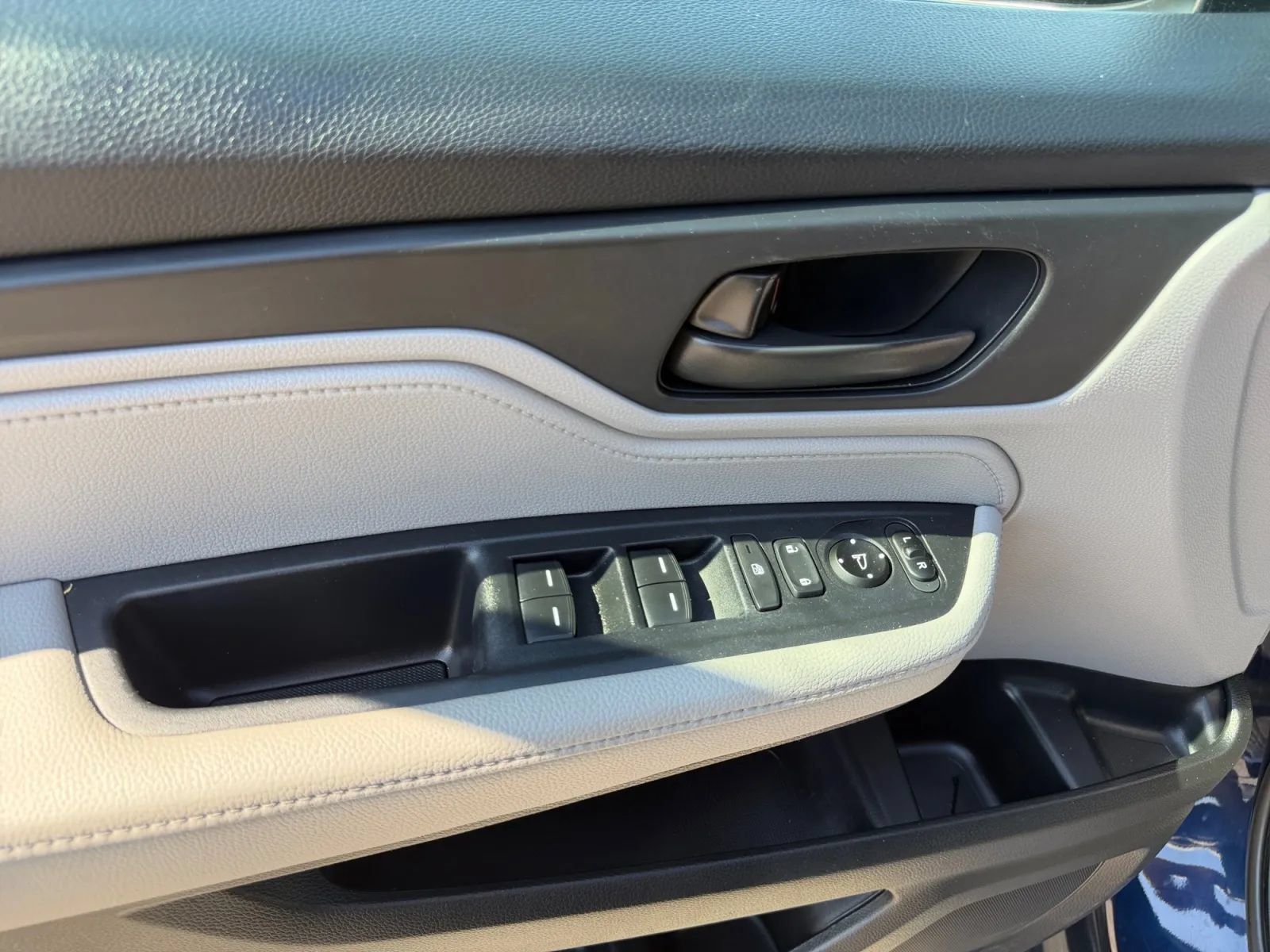 Used 2021 Honda Odyssey EX image 14