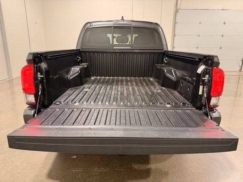 Used 2023 Toyota Tacoma SR AWD/4WD image 9