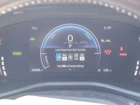 Used 2025 Toyota Camry SE FWD image 26
