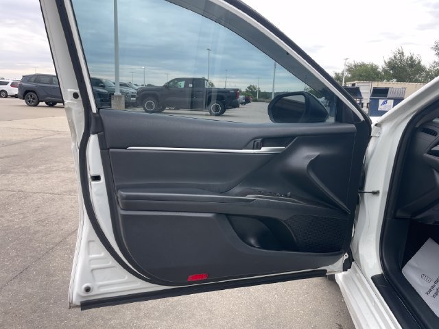 Used 2023 Toyota Camry SE AWD/4WD image 20