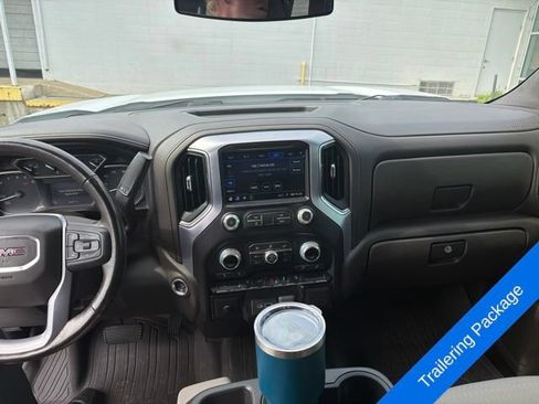 Used 2020 GMC Sierra 1500 Elevation w/ Elevation Value Package AWD/4WD image 8