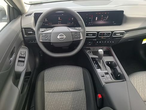 New 2026 Nissan Sentra SV w/ SV Convenience Package FWD image 20